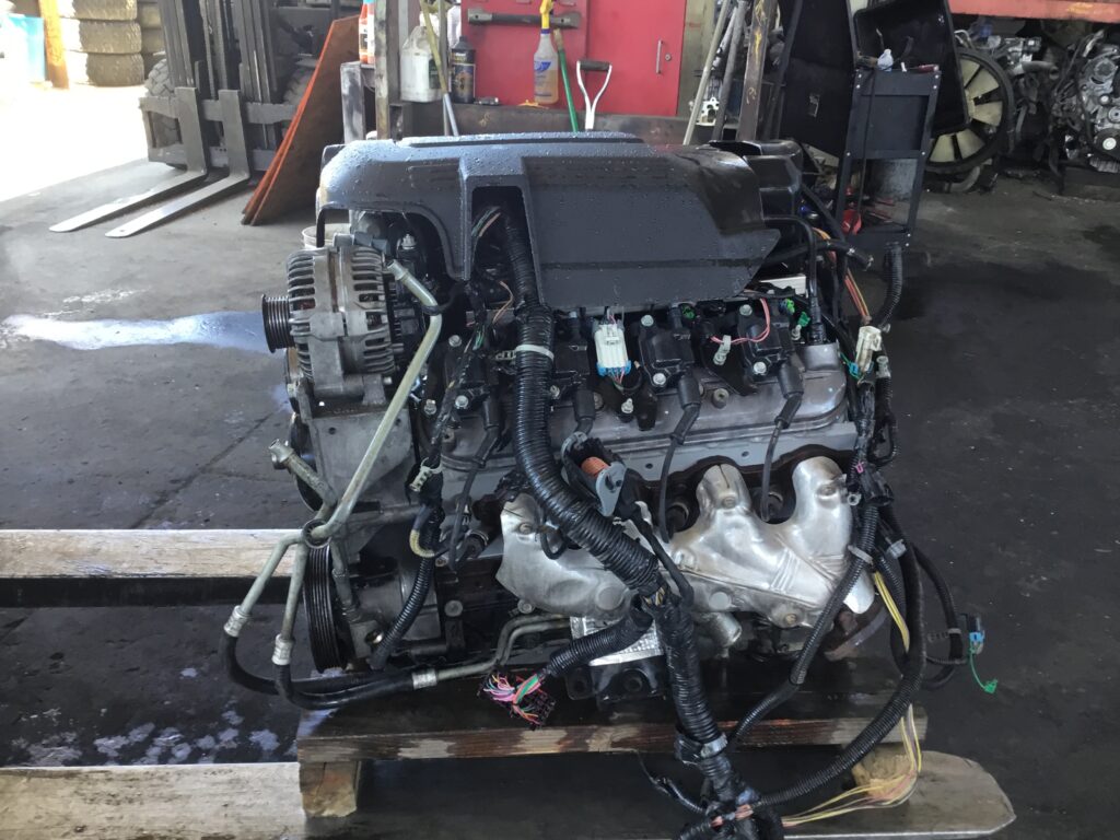 2011 Chevrolet Suburban 1500 2WD Engine Assembly