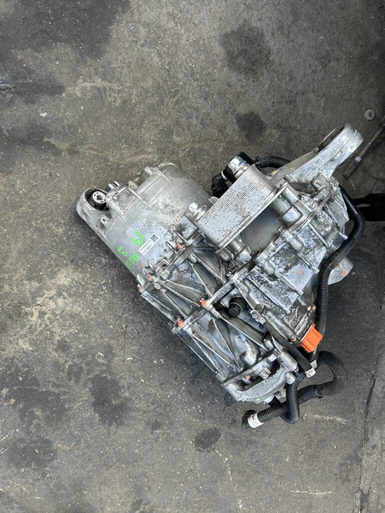 2022 Tesla Model 3 RWD Engine Assembly – MOTOR TESLA 3 REAR 45K MILES PART# VARIES. PLEASE HAVE READY